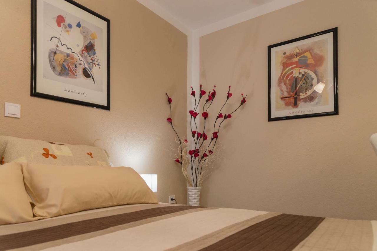Iris Room & Apartment 슬루니 외부 사진